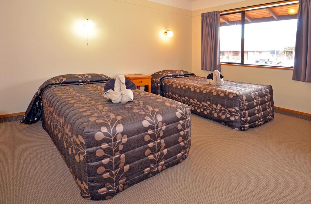 Mosgiel Regency Motel Екстериор снимка