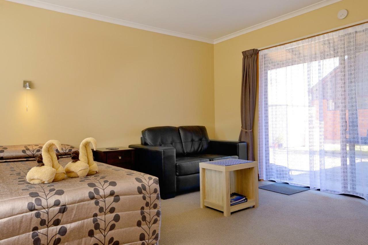 Mosgiel Regency Motel Екстериор снимка